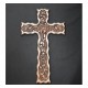 Cruz grabada ornamental en...