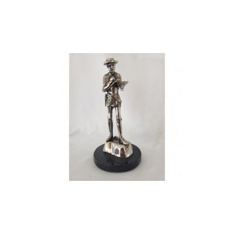 Don Quijote con libro